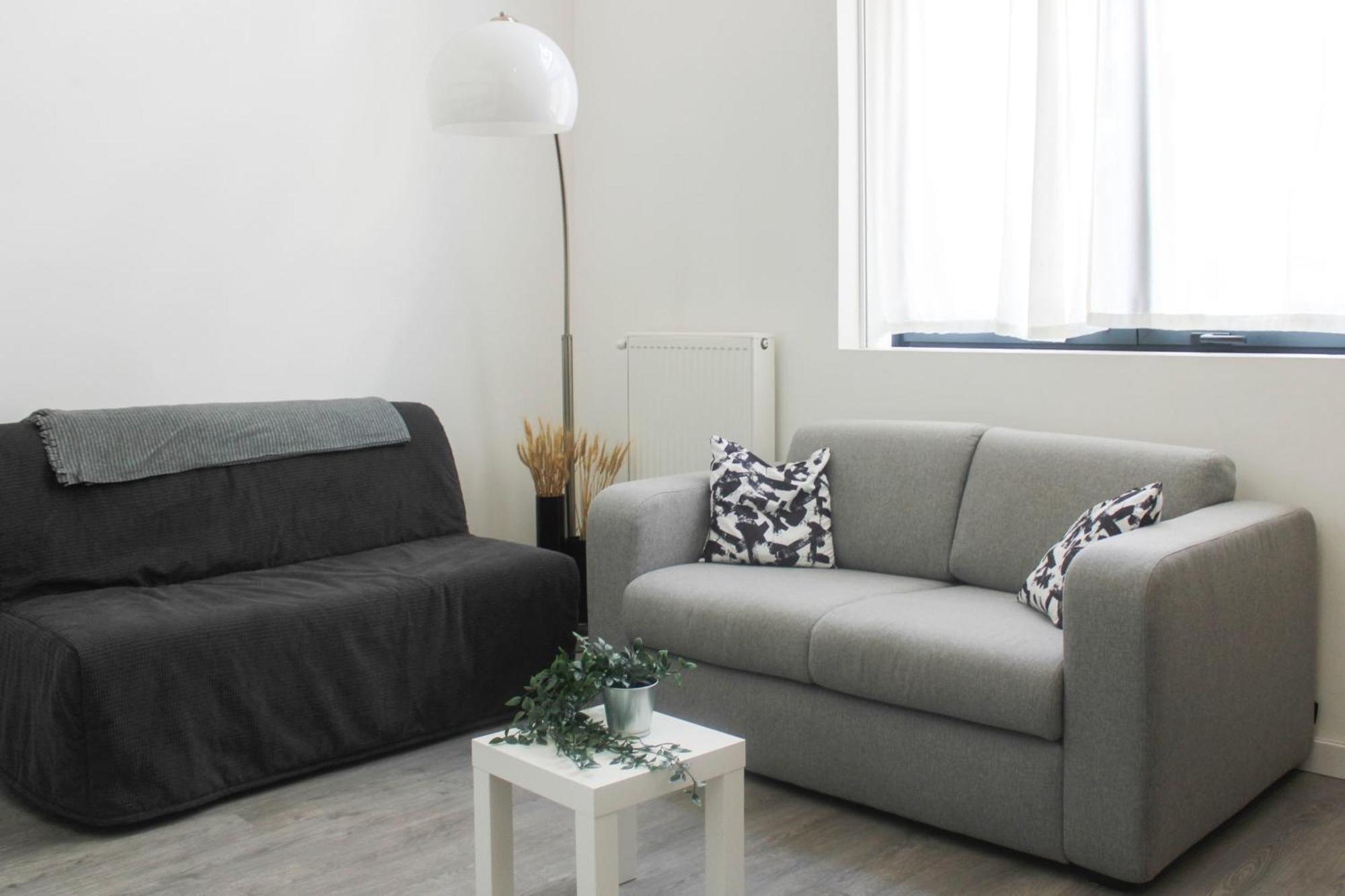 Duplex Adjoining The Eiffel Hall La Communale Appartement